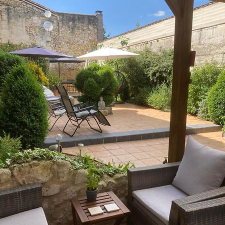 Le Patio Chambres Et Tables D'Hotes La Tour-Blanche Zewnętrze zdjęcie