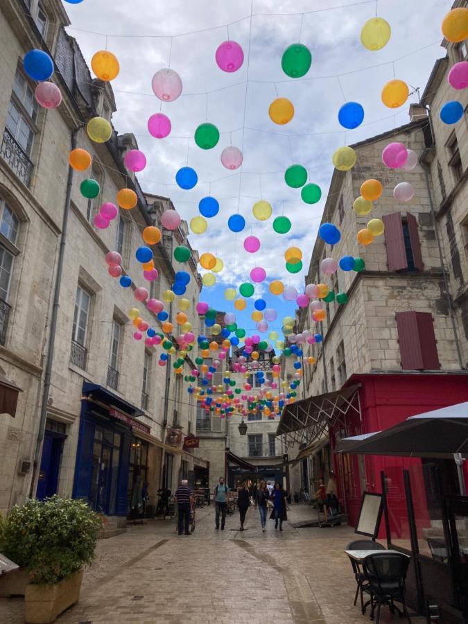 Le Patio Chambres Et Tables D'Hotes La Tour-Blanche Zewnętrze zdjęcie