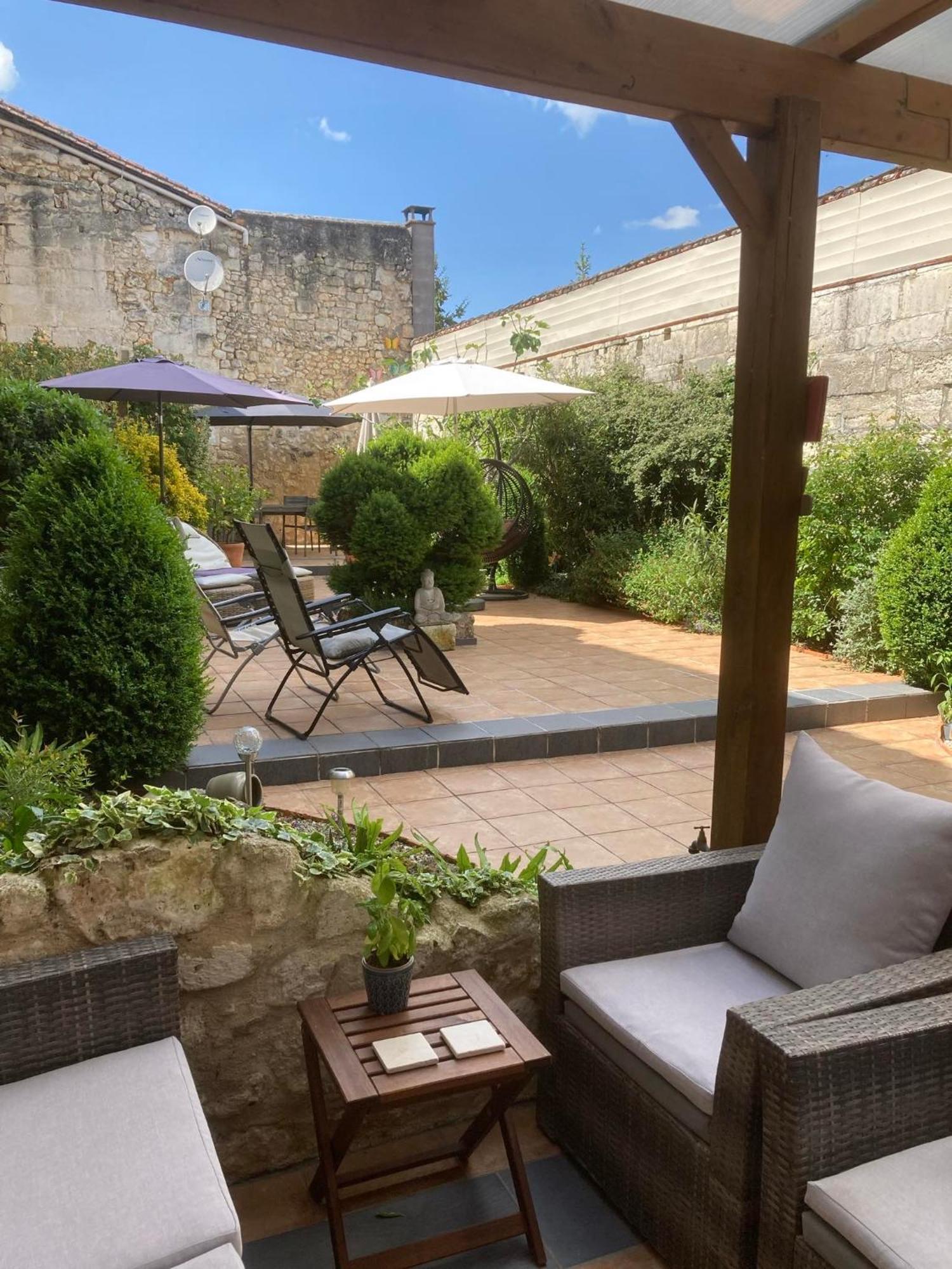 Le Patio Chambres Et Tables D'Hotes La Tour-Blanche Zewnętrze zdjęcie