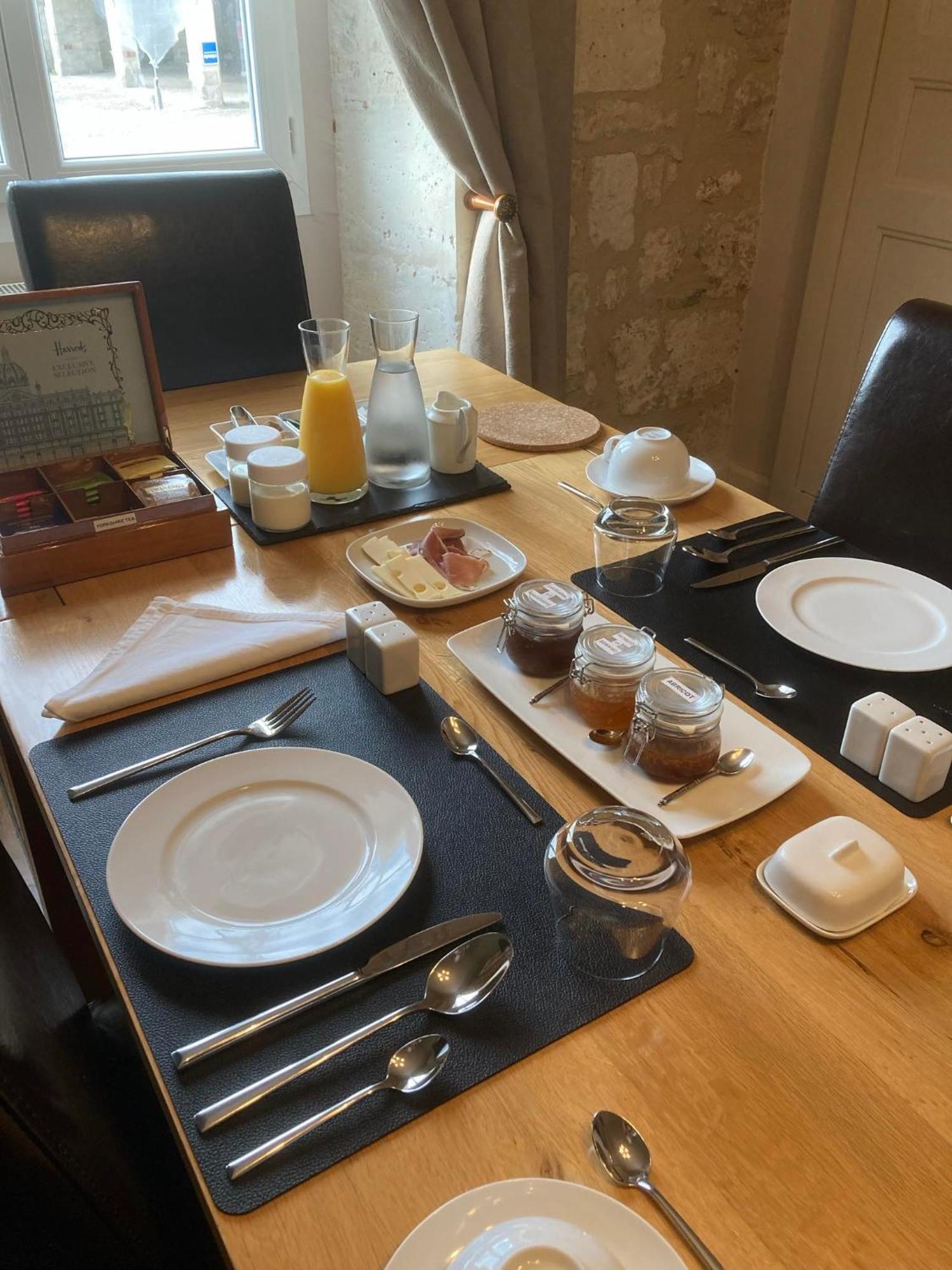 Le Patio Chambres Et Tables D'Hotes La Tour-Blanche Zewnętrze zdjęcie