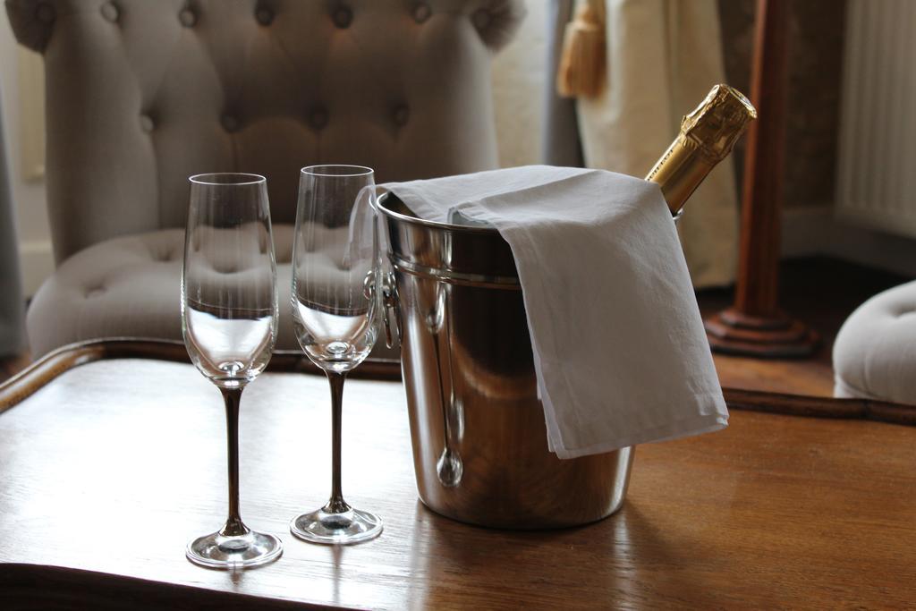 Le Patio Chambres Et Tables D'Hotes La Tour-Blanche Zewnętrze zdjęcie
